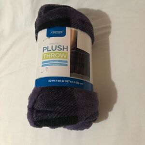 Plush Throw Blanket - Purple/Black plaid. 50”X60”